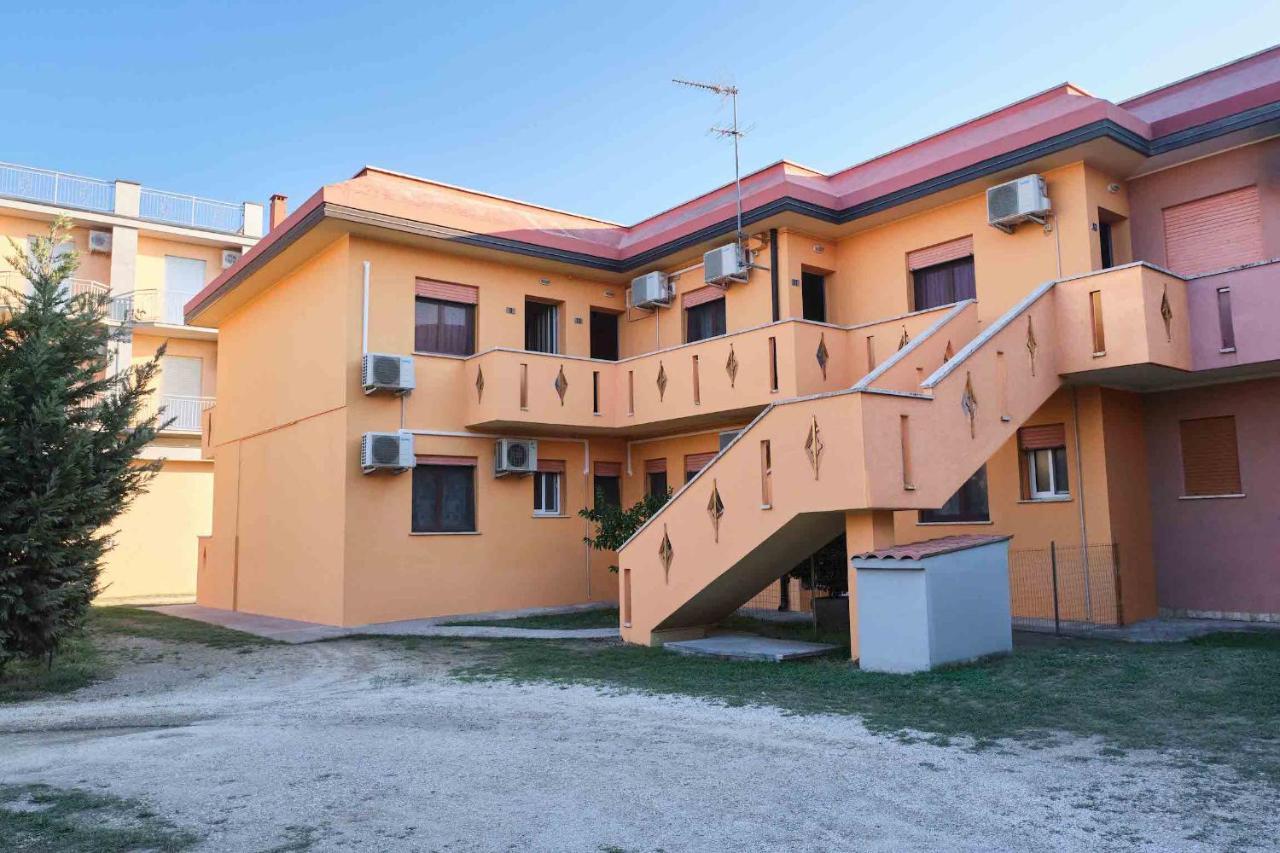 Peaceful Flat With Direct Beach Access Rosolina Mare Exterior foto